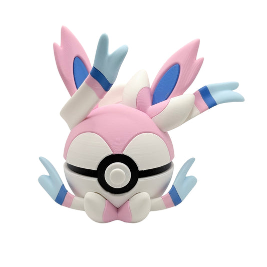 Sylveon Ball #700